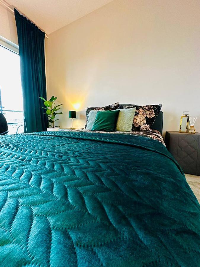 شقة Uroczy Apartament Blisko Centrum Warszawy وارسو المظهر الخارجي الصورة